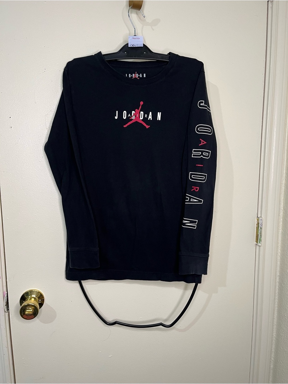 Vintage Jordan Kids' Long-Sleeve Crewneck Tee in Black & Red